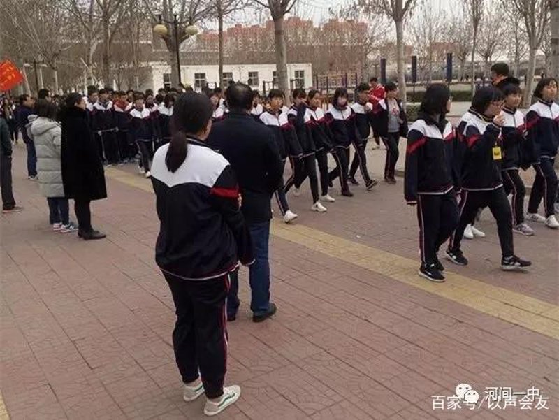 河间一中校友录：传承与创新的故事